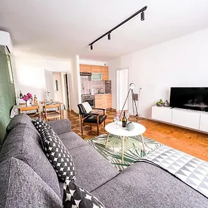 Valerian Apartment