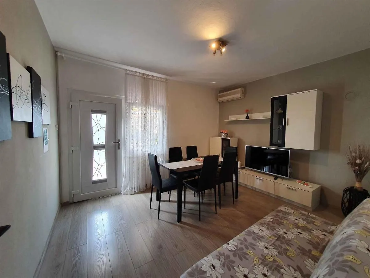 Apartment In Novigrad/Istrien 9669 Novigrad  Novigrad (Istria)